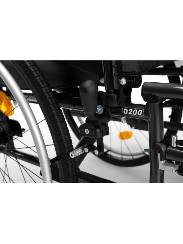 Wózek inwalidzki ręczny D200 Vermeiren