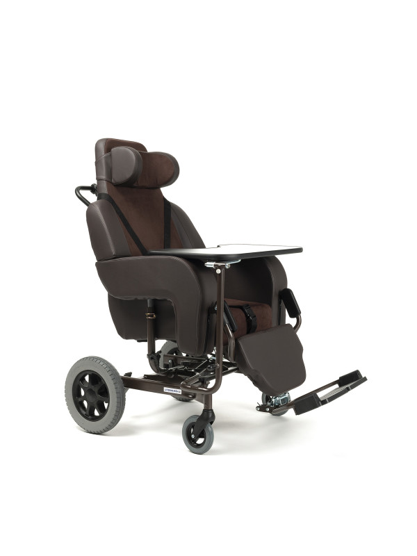 Specjalny wózek inwalidzki pielęgnacyjny Coraille Vermeiren