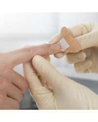 Plastry elastyczne Leukoplast® Elastic – niezawodna ochrona drobnych ran  20 szt.