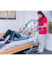 Podnośnik Jezdny Winn’Motion 175 Winncare – Wszechstronność i Komfort w Opiece Nad Pacjentami