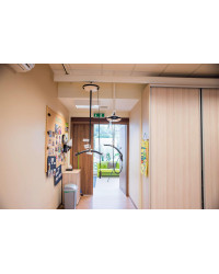 Podnośnik Sufitowy Luna Winncare – Innowacja i Bezpieczeństwo w Opiece Nad Pacjentami