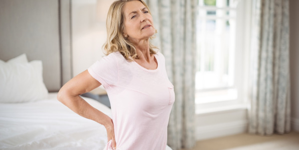 Materac przeciwodleżynowy – kiedy warto go stosować? Wskazania, rodzaje, refundacja NFZ