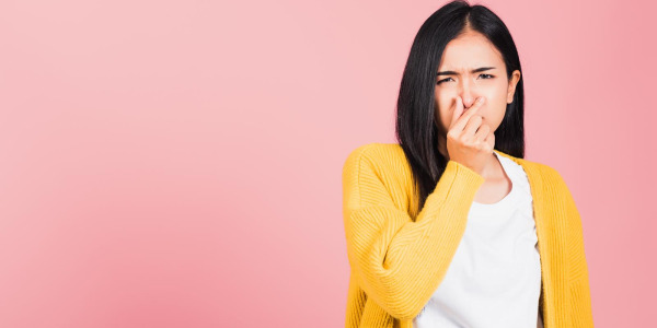 Nieprzyjemny zapach z miejsc intymnych - przyczyny i sposoby radzenia sobie z tym problemem