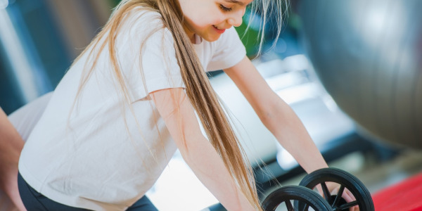 Turnusy rehabilitacyjne dla dzieci – dla kogo są przeznaczone, co dają i ile kosztują?   