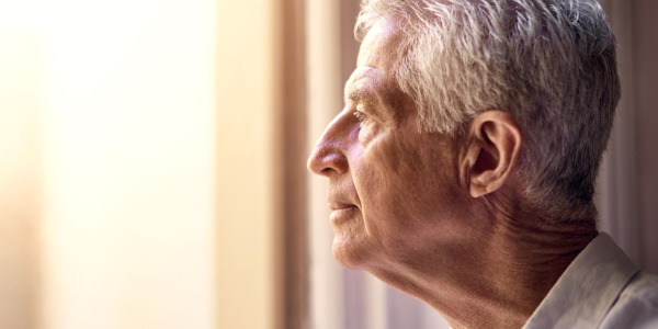 Nietrzymanie stolca u seniorów – jakie ma przyczyny, jak postępować?